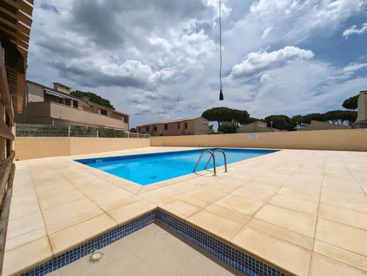 Appartement Pinede Piscine Clim Proche Plage Village Naturiste Agde Dış mekan fotoğraf